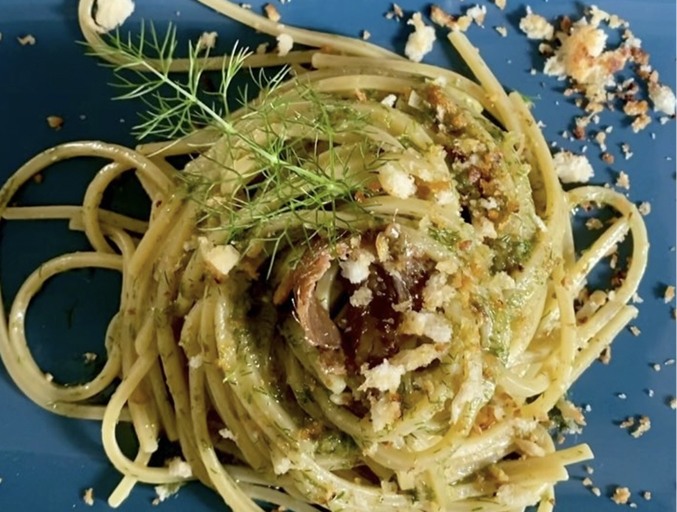 Linguine con salsa